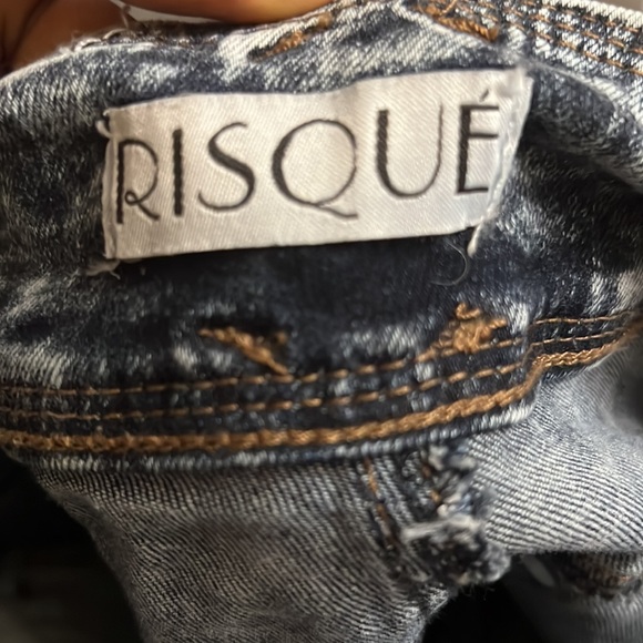 Risqué Jeans - Picture 3 of 4